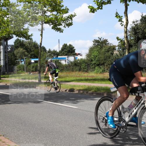 10.08.2025 - GEWOBA Citytriathlon Bremen Yannick Fuchs http://msf.ph/oto/8574862 10.08.2025 14:18:23 Radfahren 47, 75, 94, 100, 131, 147, 255, 295 meine-sportfotos.de