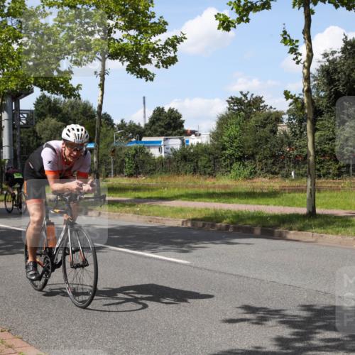 10.08.2025 - GEWOBA Citytriathlon Bremen Yannick Fuchs http://msf.ph/oto/8574869 10.08.2025 14:18:29 Radfahren 47, 75, 94, 100, 131, 147, 255, 295, 314 meine-sportfotos.de