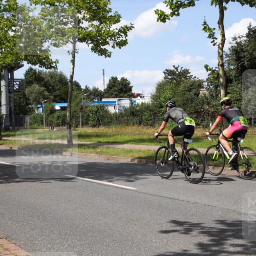 10.08.2025 - GEWOBA Citytriathlon Bremen Yannick Fuchs http://msf.ph/oto/8574891 10.08.2025 14:18:48 Radfahren 30, 50, 81, 106, 116, 131, 261, 264, 314 meine-sportfotos.de