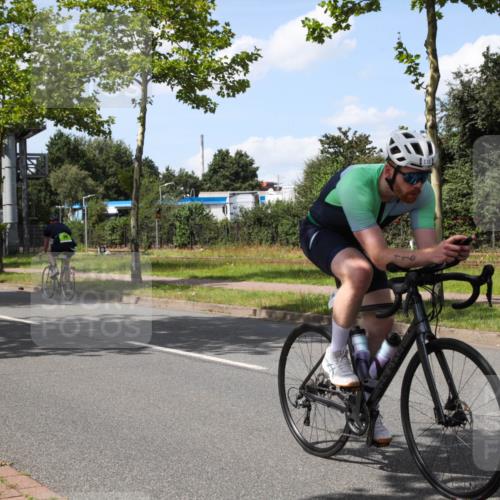 10.08.2025 - GEWOBA Citytriathlon Bremen Yannick Fuchs http://msf.ph/oto/8574902 10.08.2025 14:18:59 Radfahren 81, 101, 106, 116, 139, 261, 264 meine-sportfotos.de