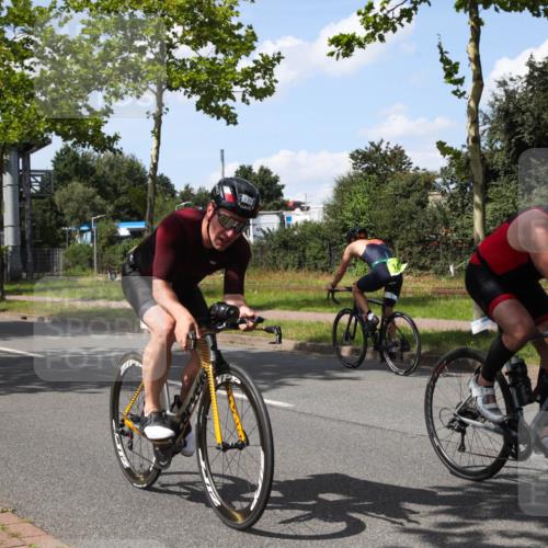 10.08.2025 - GEWOBA Citytriathlon Bremen Yannick Fuchs http://msf.ph/oto/8574935 10.08.2025 14:19:23 Radfahren 84, 124, 126, 162, 201, 227, 239, 254 meine-sportfotos.de