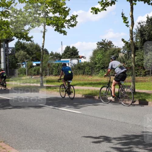 10.08.2025 - GEWOBA Citytriathlon Bremen Yannick Fuchs http://msf.ph/oto/8574941 10.08.2025 14:19:25 Radfahren 84, 124, 126, 162, 201, 227, 239, 254 meine-sportfotos.de