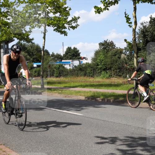 10.08.2025 - GEWOBA Citytriathlon Bremen Yannick Fuchs http://msf.ph/oto/8574951 10.08.2025 14:19:28 Radfahren 84, 124, 126, 162, 201, 227, 239, 254 meine-sportfotos.de