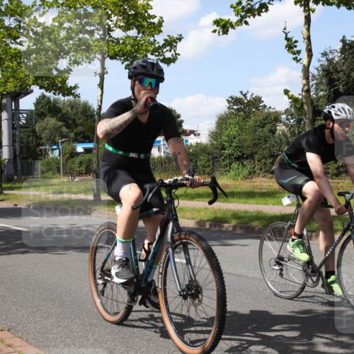 10.08.2025 - GEWOBA Citytriathlon Bremen Yannick Fuchs http://msf.ph/oto/8575039 10.08.2025 14:20:41 Radfahren 11, 28, 35, 56, 61, 67, 69, 80, 110, 145, 157, 216, 229, 272, 274, 281, 312 meine-sportfotos.de
