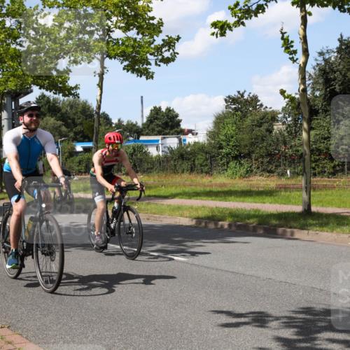 10.08.2025 - GEWOBA Citytriathlon Bremen Yannick Fuchs http://msf.ph/oto/8575058 10.08.2025 14:20:59 Radfahren 19, 56, 61, 73, 110, 142, 145, 157, 191, 266, 272, 312 meine-sportfotos.de