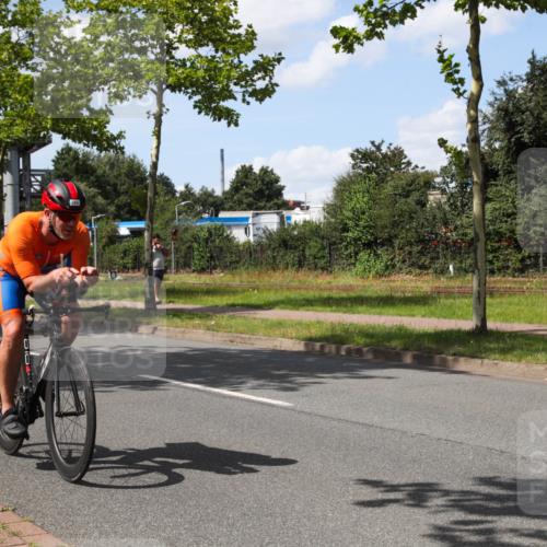 10.08.2025 - GEWOBA Citytriathlon Bremen Yannick Fuchs http://msf.ph/oto/8575066 10.08.2025 14:21:06 Radfahren 6, 19, 73, 142, 157, 191, 266 meine-sportfotos.de