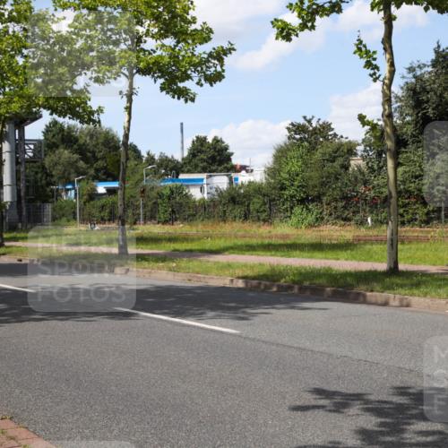 10.08.2025 - GEWOBA Citytriathlon Bremen Yannick Fuchs http://msf.ph/oto/8575084 10.08.2025 14:21:19 Radfahren 6, 177 meine-sportfotos.de