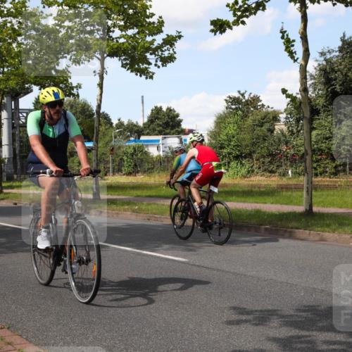 10.08.2025 - GEWOBA Citytriathlon Bremen Yannick Fuchs http://msf.ph/oto/8575123 10.08.2025 14:21:50 Radfahren 9, 140, 160, 211, 283, 334 meine-sportfotos.de