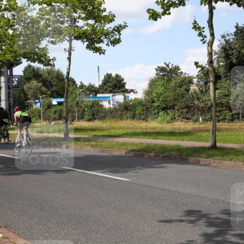 10.08.2025 - GEWOBA Citytriathlon Bremen Yannick Fuchs http://msf.ph/oto/8575129 10.08.2025 14:21:55 Radfahren 160, 211, 253, 283, 334 meine-sportfotos.de