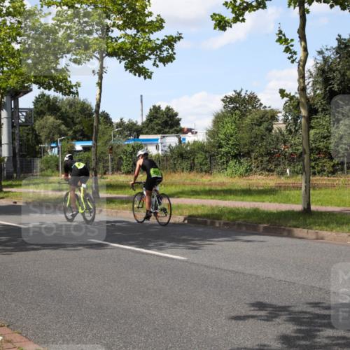 10.08.2025 - GEWOBA Citytriathlon Bremen Yannick Fuchs http://msf.ph/oto/8575133 10.08.2025 14:21:58 Radfahren 160, 211, 253, 258, 283 meine-sportfotos.de