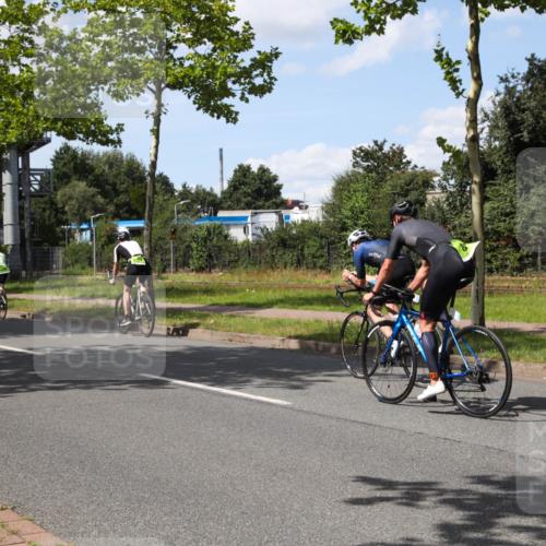 10.08.2025 - GEWOBA Citytriathlon Bremen Yannick Fuchs http://msf.ph/oto/8575151 10.08.2025 14:22:04 Radfahren 109, 160, 215, 224, 253, 258, 283 meine-sportfotos.de