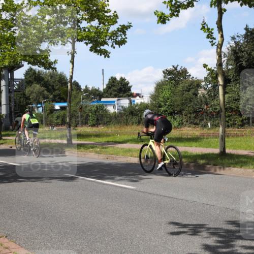 10.08.2025 - GEWOBA Citytriathlon Bremen Yannick Fuchs http://msf.ph/oto/8575171 10.08.2025 14:22:16 Radfahren 109, 186, 215, 217, 224, 253, 258, 262 meine-sportfotos.de