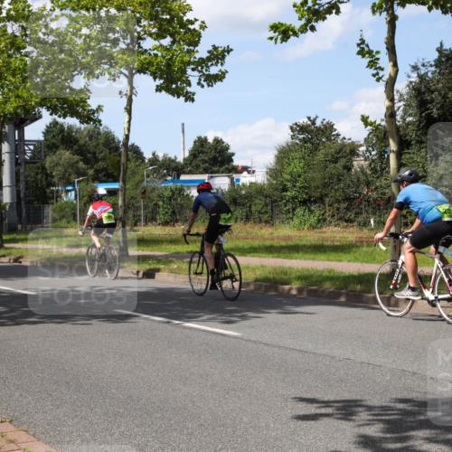 10.08.2025 - GEWOBA Citytriathlon Bremen Yannick Fuchs http://msf.ph/oto/8575183 10.08.2025 14:22:20 Radfahren 109, 186, 215, 217, 224, 258, 259, 262 meine-sportfotos.de