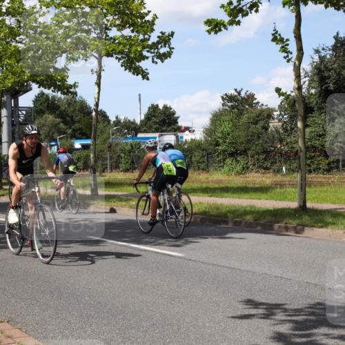 10.08.2025 - GEWOBA Citytriathlon Bremen Yannick Fuchs http://msf.ph/oto/8575185 10.08.2025 14:22:21 Radfahren 109, 186, 215, 217, 224, 258, 259, 262 meine-sportfotos.de
