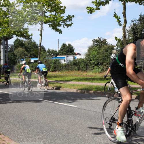 10.08.2025 - GEWOBA Citytriathlon Bremen Yannick Fuchs http://msf.ph/oto/8575187 10.08.2025 14:22:21 Radfahren 109, 186, 215, 217, 224, 258, 259, 262 meine-sportfotos.de