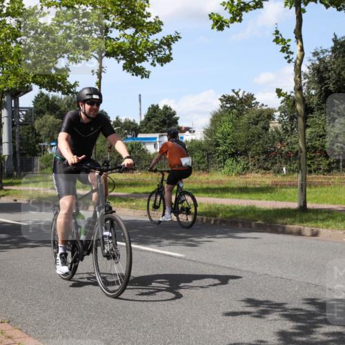 10.08.2025 - GEWOBA Citytriathlon Bremen Yannick Fuchs http://msf.ph/oto/8575217 10.08.2025 14:22:45 Radfahren 86, 89, 182, 204, 242, 252, 259, 280, 289, 297, 353, 427 meine-sportfotos.de