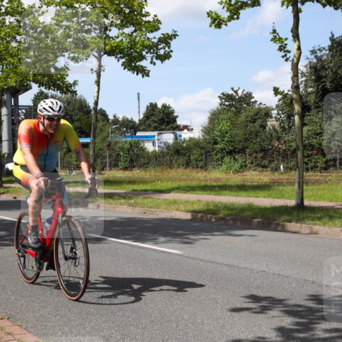 10.08.2025 - GEWOBA Citytriathlon Bremen Yannick Fuchs http://msf.ph/oto/8575222 10.08.2025 14:22:48 Radfahren 86, 89, 182, 204, 246, 252, 280, 288, 289, 297, 353, 427 meine-sportfotos.de
