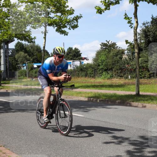 10.08.2025 - GEWOBA Citytriathlon Bremen Yannick Fuchs http://msf.ph/oto/8575226 10.08.2025 14:22:56 Radfahren 89, 163, 182, 204, 246, 249, 252, 280, 288, 289, 297, 353, 427 meine-sportfotos.de