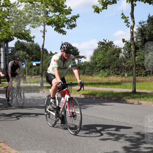 10.08.2025 - GEWOBA Citytriathlon Bremen Yannick Fuchs http://msf.ph/oto/8575229 10.08.2025 14:23:01 Radfahren 89, 163, 182, 246, 249, 252, 280, 288, 289, 353, 423, 427, 431, 480 meine-sportfotos.de