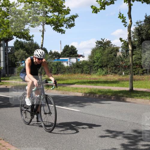 10.08.2025 - GEWOBA Citytriathlon Bremen Yannick Fuchs http://msf.ph/oto/8575238 10.08.2025 14:23:14 Radfahren 154, 163, 200, 209, 213, 222, 225, 249, 423, 431, 478, 480 meine-sportfotos.de