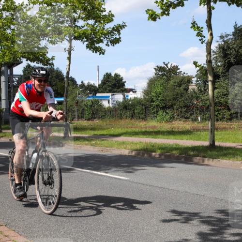 10.08.2025 - GEWOBA Citytriathlon Bremen Yannick Fuchs http://msf.ph/oto/8575242 10.08.2025 14:23:16 Radfahren 99, 154, 163, 200, 209, 213, 222, 225, 249, 251, 423, 431, 478, 480 meine-sportfotos.de