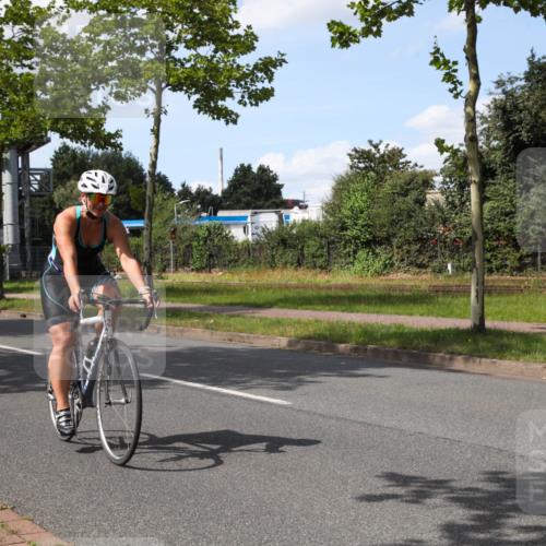 10.08.2025 - GEWOBA Citytriathlon Bremen Yannick Fuchs http://msf.ph/oto/8575247 10.08.2025 14:23:19 Radfahren 99, 154, 163, 200, 209, 213, 222, 225, 249, 250, 251, 317, 423, 431, 478, 480 meine-sportfotos.de