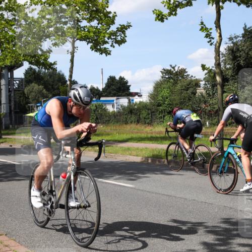 10.08.2025 - GEWOBA Citytriathlon Bremen Yannick Fuchs http://msf.ph/oto/8575261 10.08.2025 14:23:22 Radfahren 99, 154, 200, 209, 213, 222, 225, 250, 251, 317, 423, 431, 478, 480 meine-sportfotos.de