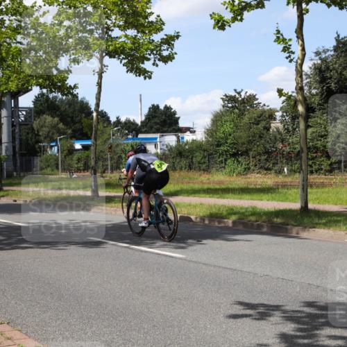 10.08.2025 - GEWOBA Citytriathlon Bremen Yannick Fuchs http://msf.ph/oto/8575263 10.08.2025 14:23:23 Radfahren 99, 154, 200, 209, 213, 222, 225, 250, 251, 317, 423, 431, 478, 480 meine-sportfotos.de