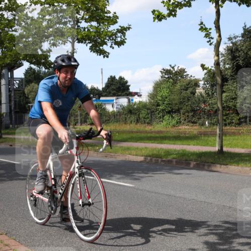 10.08.2025 - GEWOBA Citytriathlon Bremen Yannick Fuchs http://msf.ph/oto/8575268 10.08.2025 14:23:25 Radfahren 99, 154, 200, 209, 213, 222, 225, 250, 251, 317, 423, 478, 480 meine-sportfotos.de