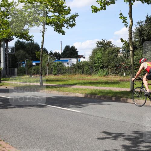 10.08.2025 - GEWOBA Citytriathlon Bremen Yannick Fuchs http://msf.ph/oto/8575298 10.08.2025 14:23:47 Radfahren 128, 158, 205, 234 meine-sportfotos.de