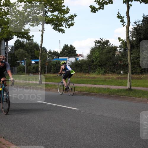 10.08.2025 - GEWOBA Citytriathlon Bremen Yannick Fuchs http://msf.ph/oto/8575338 10.08.2025 14:24:18 Radfahren 169, 436, 474 meine-sportfotos.de