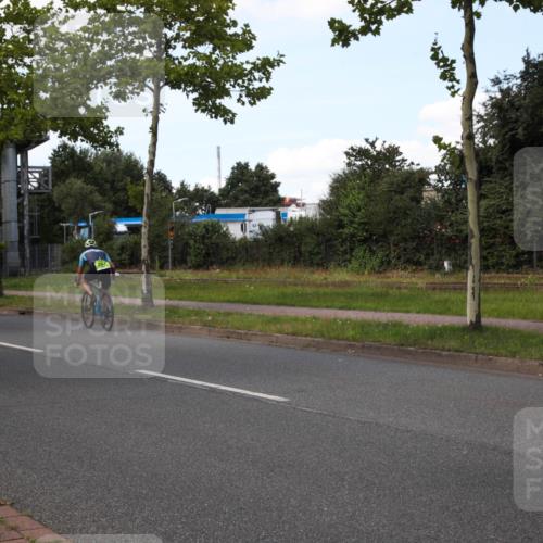 10.08.2025 - GEWOBA Citytriathlon Bremen Yannick Fuchs http://msf.ph/oto/8575341 10.08.2025 14:24:19 Radfahren 169, 436, 474 meine-sportfotos.de