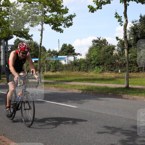 10.08.2025 - GEWOBA Citytriathlon Bremen Yannick Fuchs http://msf.ph/oto/8575358 10.08.2025 14:24:53 Radfahren 22, 165, 166, 180, 202, 235, 269, 298, 332, 346, 432 meine-sportfotos.de