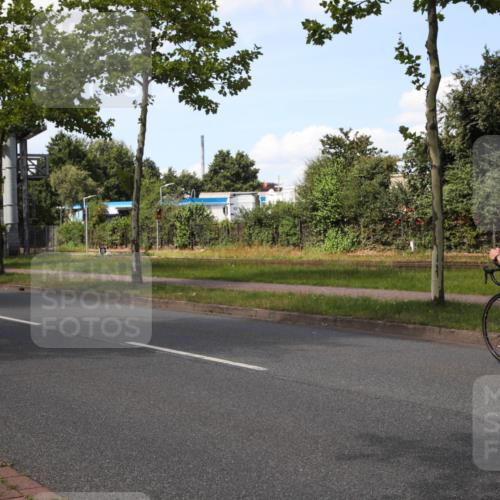 10.08.2025 - GEWOBA Citytriathlon Bremen Yannick Fuchs http://msf.ph/oto/8575359 10.08.2025 14:24:56 Radfahren 22, 165, 166, 180, 202, 235, 269, 332, 346, 432 meine-sportfotos.de