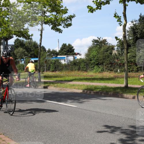 10.08.2025 - GEWOBA Citytriathlon Bremen Yannick Fuchs http://msf.ph/oto/8575371 10.08.2025 14:25:04 Radfahren 22, 166, 202, 235, 269, 346, 462 meine-sportfotos.de