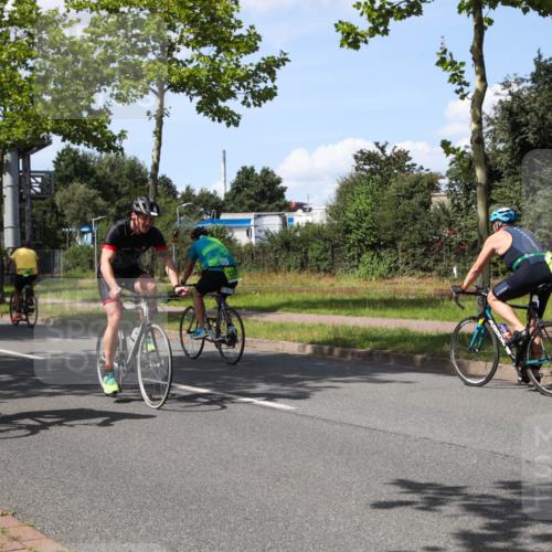 10.08.2025 - GEWOBA Citytriathlon Bremen Yannick Fuchs http://msf.ph/oto/8575374 10.08.2025 14:25:05 Radfahren 22, 49, 166, 202, 235, 267, 269, 270, 346, 462 meine-sportfotos.de