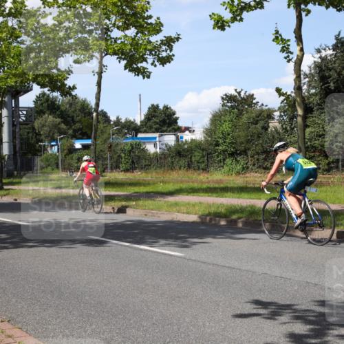 10.08.2025 - GEWOBA Citytriathlon Bremen Yannick Fuchs http://msf.ph/oto/8575405 10.08.2025 14:25:36 Radfahren 167, 208, 336, 479, 499 meine-sportfotos.de