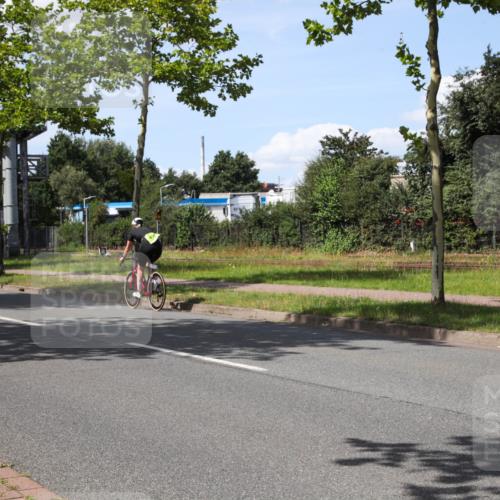 10.08.2025 - GEWOBA Citytriathlon Bremen Yannick Fuchs http://msf.ph/oto/8575429 10.08.2025 14:25:52 Radfahren 167, 181, 273, 331, 446, 499 meine-sportfotos.de