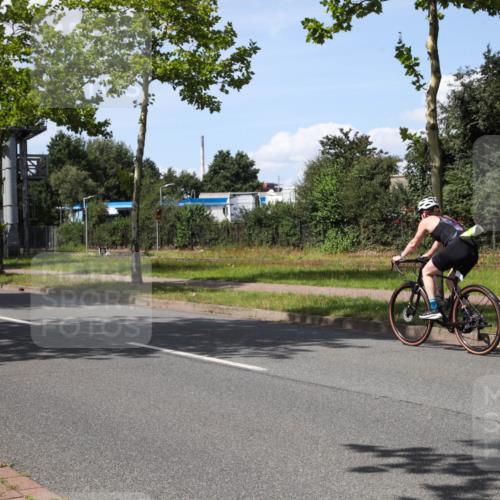 10.08.2025 - GEWOBA Citytriathlon Bremen Yannick Fuchs http://msf.ph/oto/8575437 10.08.2025 14:25:55 Radfahren 167, 181, 220, 273, 325, 331, 446, 499 meine-sportfotos.de