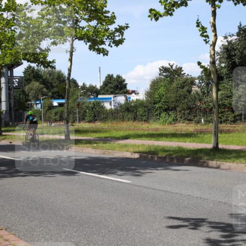 10.08.2025 - GEWOBA Citytriathlon Bremen Yannick Fuchs http://msf.ph/oto/8575458 10.08.2025 14:26:03 Radfahren 181, 220, 231, 273, 325, 331, 446 meine-sportfotos.de