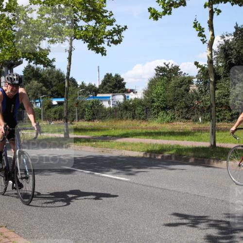 10.08.2025 - GEWOBA Citytriathlon Bremen Yannick Fuchs http://msf.ph/oto/8575469 10.08.2025 14:26:07 Radfahren 181, 220, 231, 273, 278, 325, 331, 446 meine-sportfotos.de