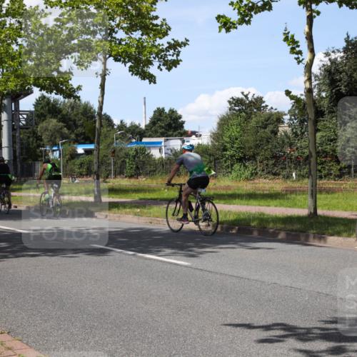 10.08.2025 - GEWOBA Citytriathlon Bremen Yannick Fuchs http://msf.ph/oto/8575477 10.08.2025 14:26:09 Radfahren 181, 220, 231, 273, 278, 325, 331, 446 meine-sportfotos.de
