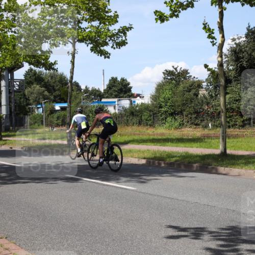 10.08.2025 - GEWOBA Citytriathlon Bremen Yannick Fuchs http://msf.ph/oto/8575525 10.08.2025 14:26:23 Radfahren 231, 278, 360, 404, 453, 532 meine-sportfotos.de
