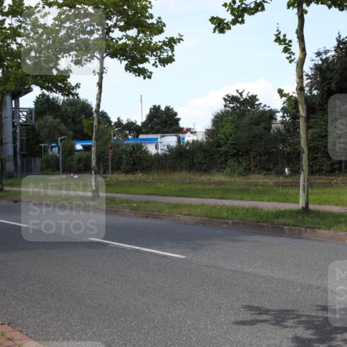 10.08.2025 - GEWOBA Citytriathlon Bremen Yannick Fuchs http://msf.ph/oto/8575599 10.08.2025 14:27:27 Radfahren 120, 156, 286, 320, 441 meine-sportfotos.de