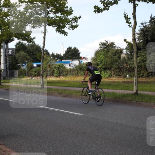 10.08.2025 - GEWOBA Citytriathlon Bremen Yannick Fuchs http://msf.ph/oto/8575640 10.08.2025 14:27:44 Radfahren 156, 159, 194, 293, 322, 363 meine-sportfotos.de