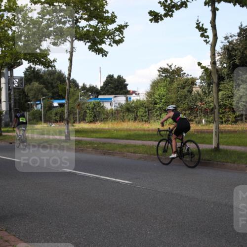 10.08.2025 - GEWOBA Citytriathlon Bremen Yannick Fuchs http://msf.ph/oto/8575644 10.08.2025 14:27:45 Radfahren 156, 159, 194, 293, 322, 363 meine-sportfotos.de