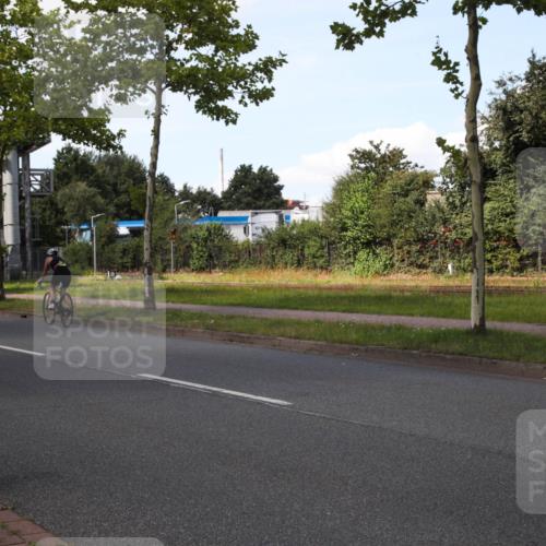 10.08.2025 - GEWOBA Citytriathlon Bremen Yannick Fuchs http://msf.ph/oto/8575647 10.08.2025 14:27:46 Radfahren 156, 159, 194, 293, 322, 363 meine-sportfotos.de