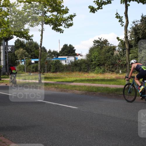 10.08.2025 - GEWOBA Citytriathlon Bremen Yannick Fuchs http://msf.ph/oto/8575659 10.08.2025 14:27:50 Radfahren 156, 159, 194, 293, 322, 363 meine-sportfotos.de