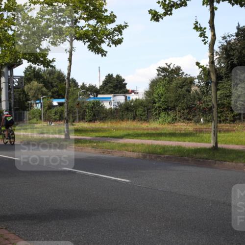 10.08.2025 - GEWOBA Citytriathlon Bremen Yannick Fuchs http://msf.ph/oto/8575666 10.08.2025 14:27:52 Radfahren 159, 194, 293, 322, 363 meine-sportfotos.de