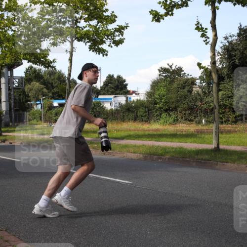 10.08.2025 - GEWOBA Citytriathlon Bremen Yannick Fuchs http://msf.ph/oto/8575668 10.08.2025 14:27:53 Radfahren 159, 194, 293, 322, 363 meine-sportfotos.de